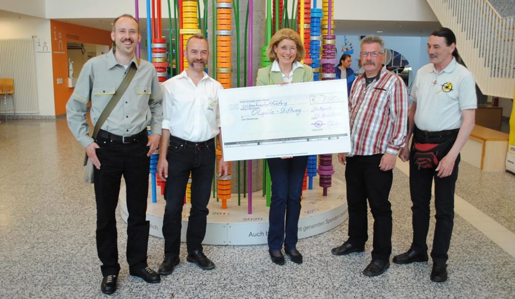 Opelfreunde helfen Olgäle-Stiftung