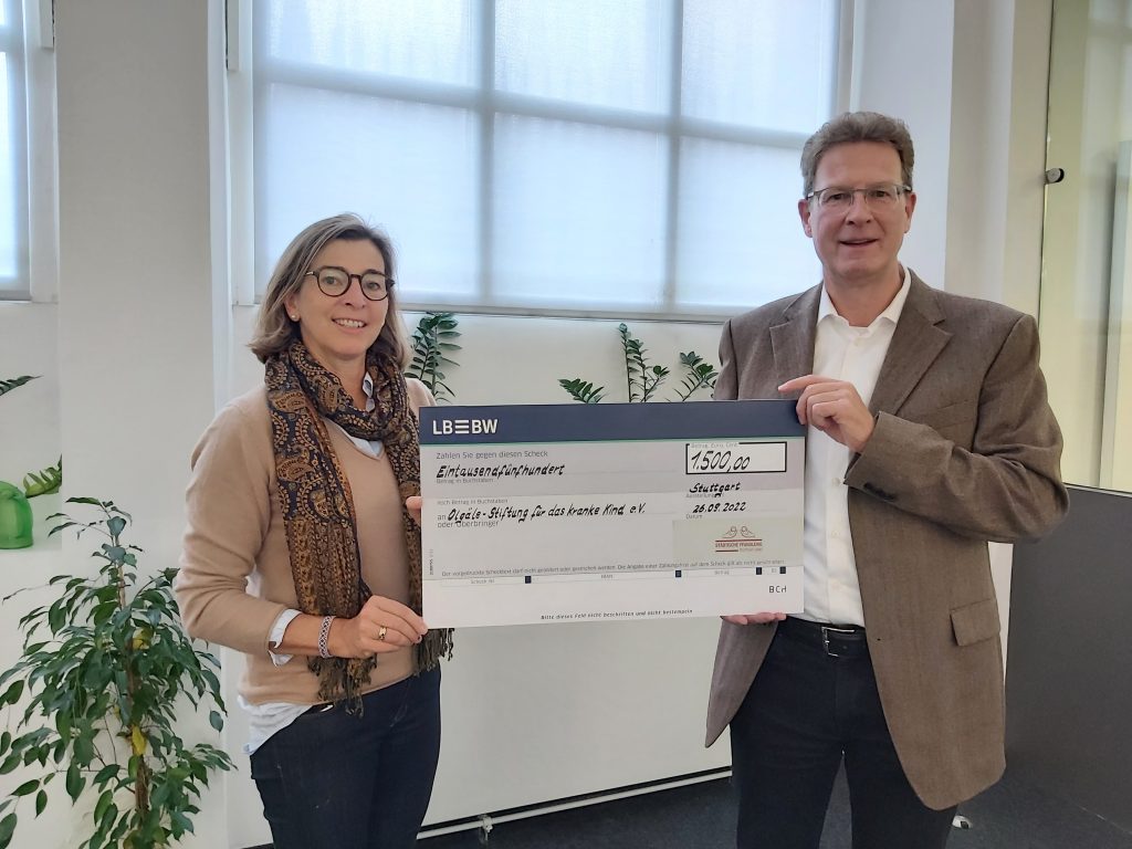 1500 Euro Spende anlässlich 150 Jahre Städtische Pfandleihe Stuttgart