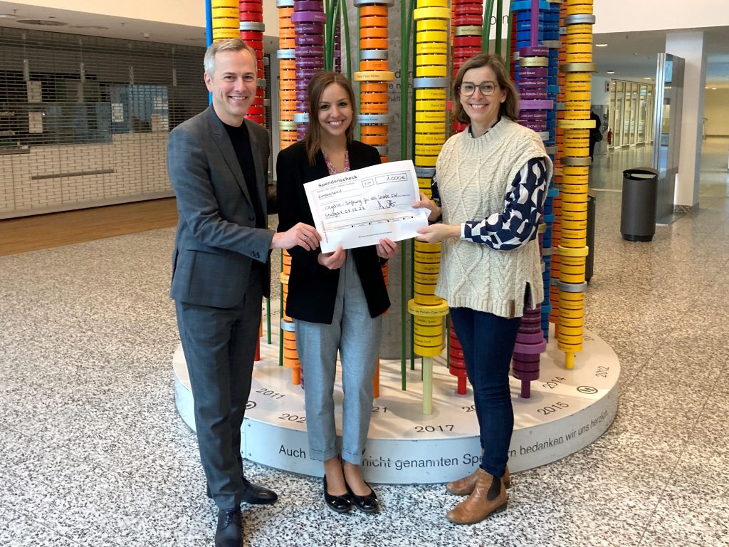 Le Méridien-Mitarbeiterin spendet für die Onkologie im Olgäle