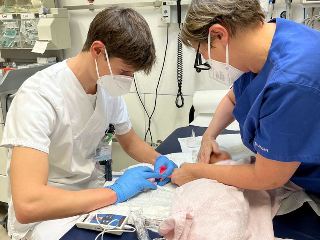 Neues Venensuchgerät für die Kleinsten