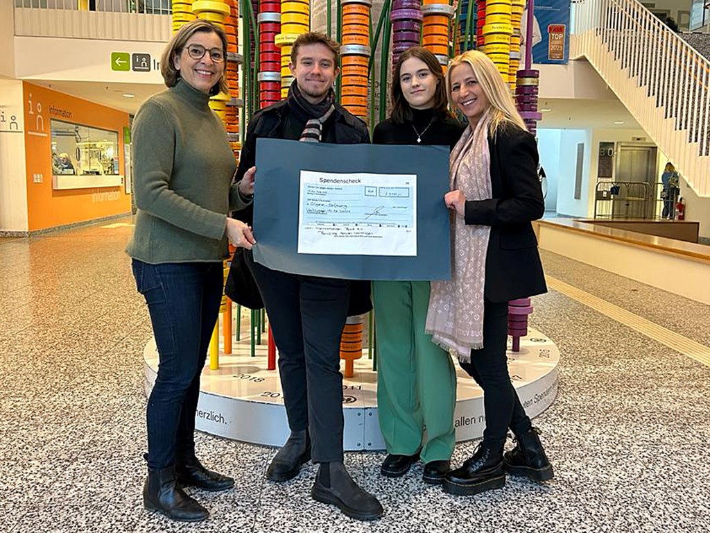 Spendenaktion bei der IB Beruflichen Schulen in Waiblingen