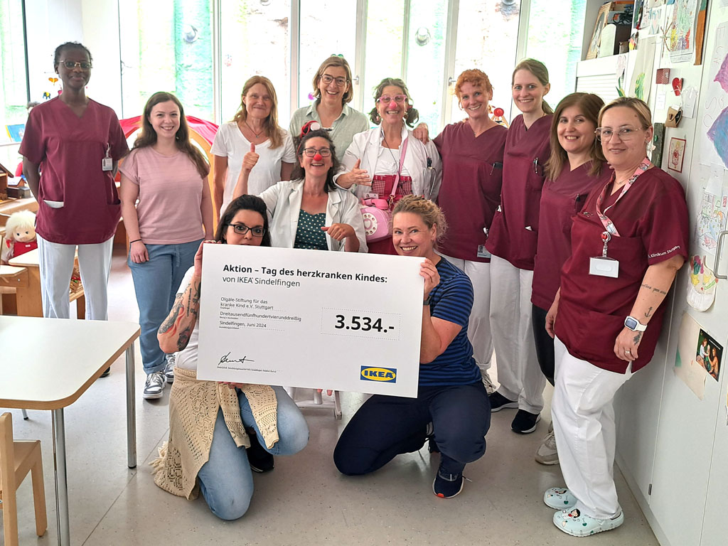 IKEA spendet 3.534 Euro zum „Tag des herzkranken Kindes“